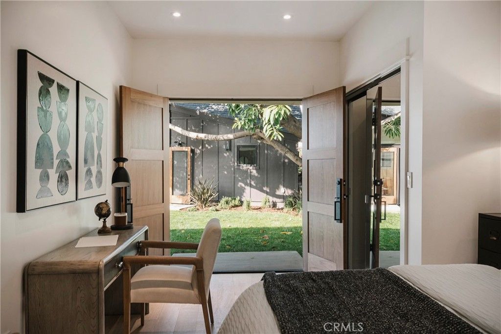 Photo of 4633 Russell, Los Feliz, CA 90027 (MLS # CV25255911)