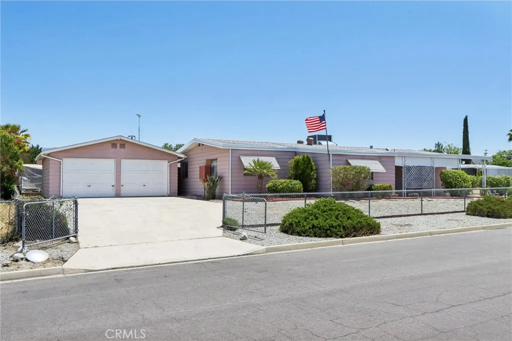 Hemet, California 92544, United States, 2 Bedrooms Bedrooms, ,2 BathroomsBathrooms,Residential,Active,137409