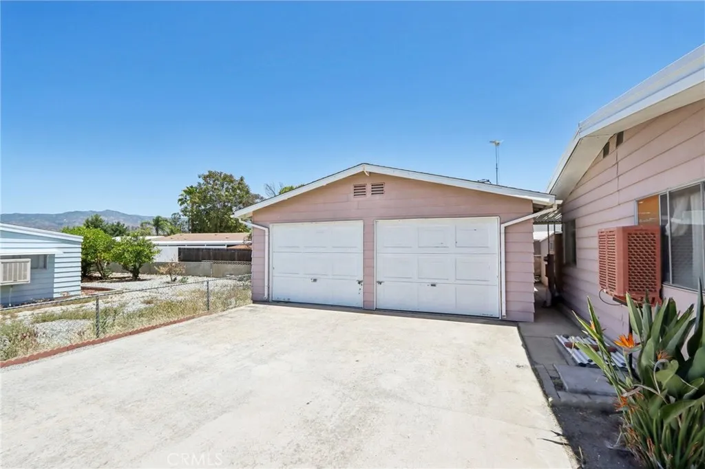 Hemet, California 92544, United States, 2 Bedrooms Bedrooms, ,2 BathroomsBathrooms,Residential,Active,137409