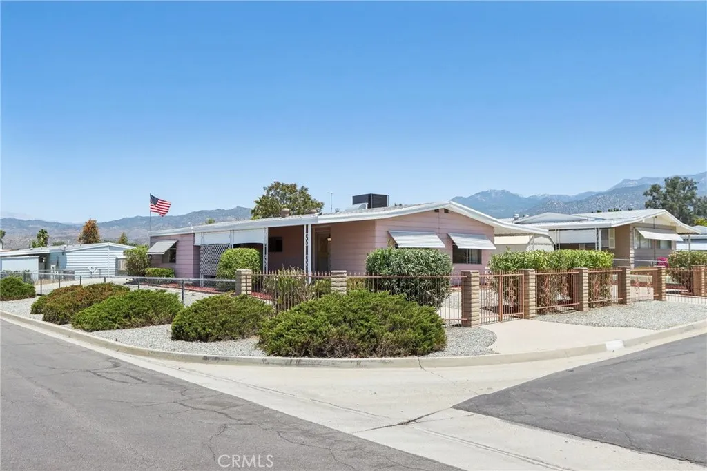 Hemet, California 92544, United States, 2 Bedrooms Bedrooms, ,2 BathroomsBathrooms,Residential,Active,137409