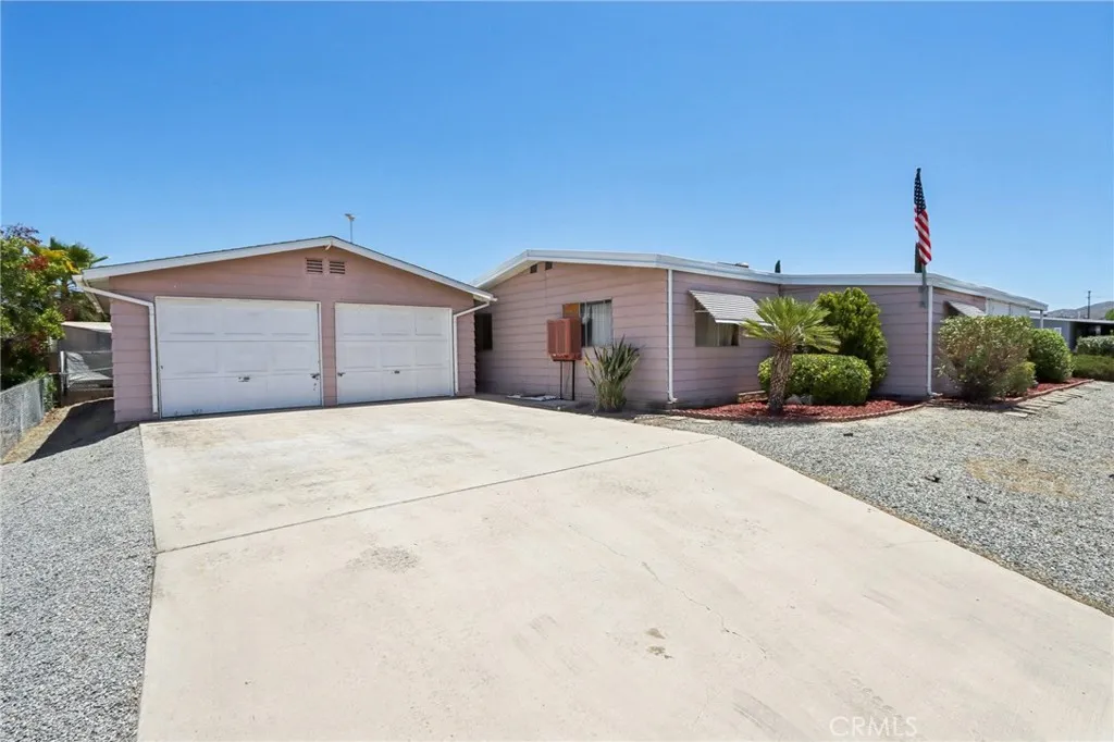 Hemet, California 92544, United States, 2 Bedrooms Bedrooms, ,2 BathroomsBathrooms,Residential,Active,137409