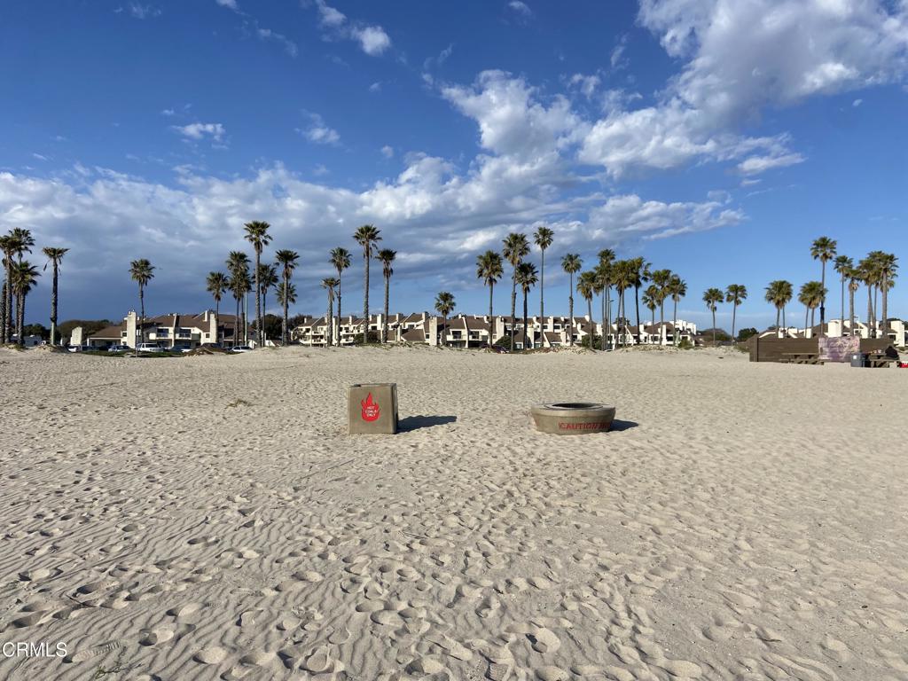 209 S Ventura Road 37