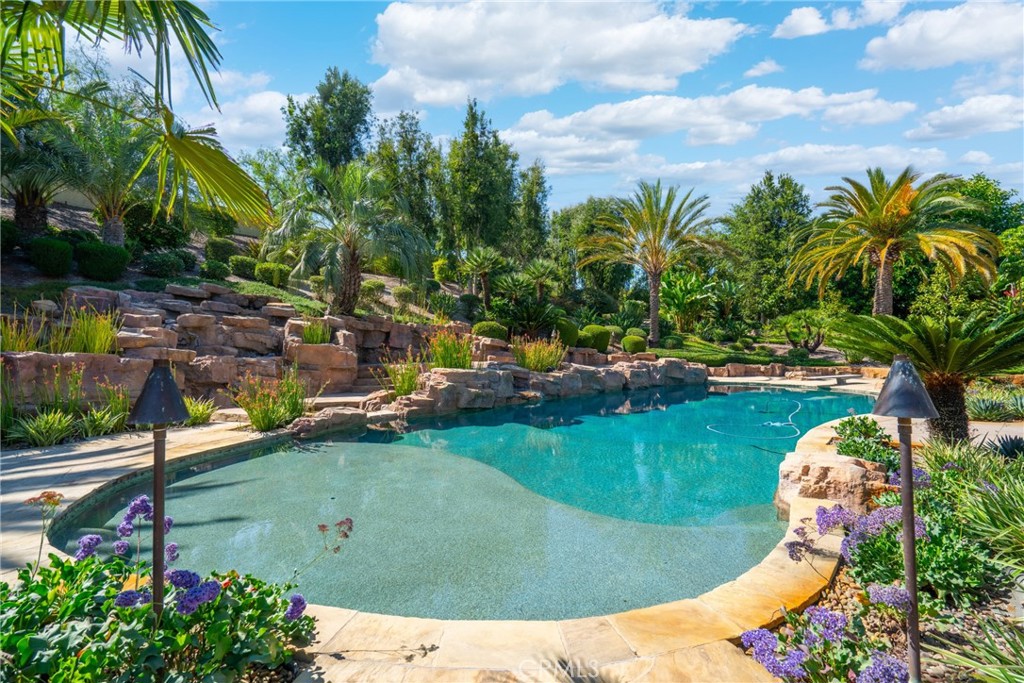 Los Ranchos Estates (LRE) - Residential