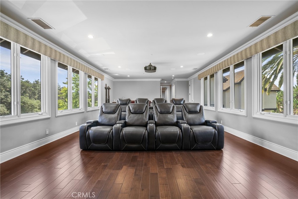 Los Ranchos Estates (LRE) - Residential