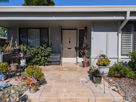 Photo of 2301 Golden Rain Rd #1, Walnut Creek, CA 94595 (MLS # 41149054)