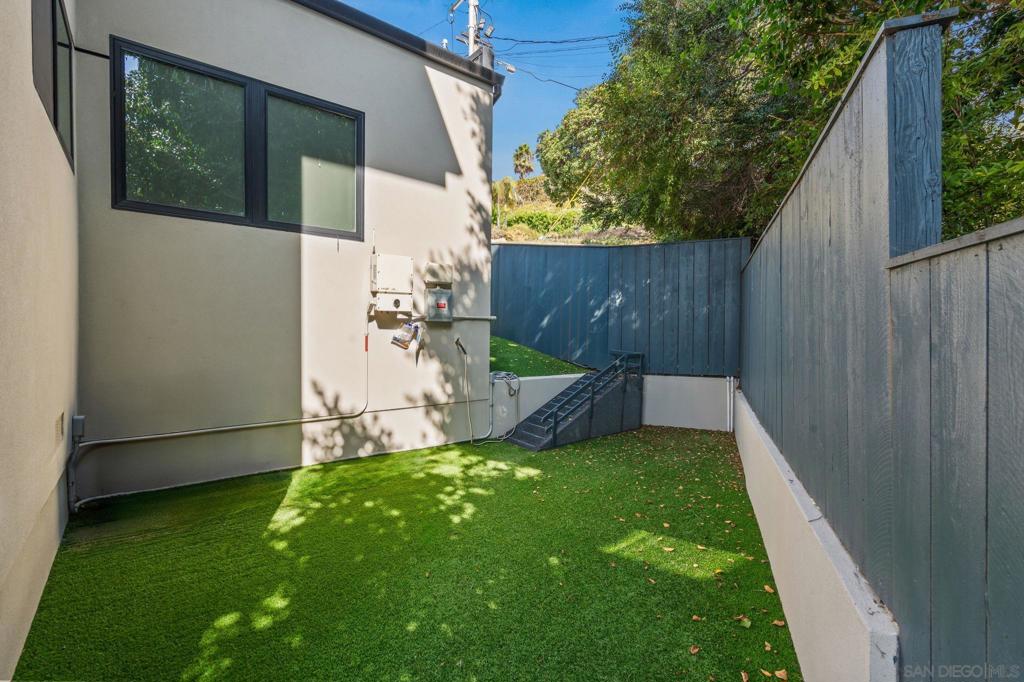 Pacific Beach - Residential