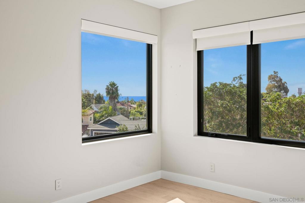 Pacific Beach - Residential