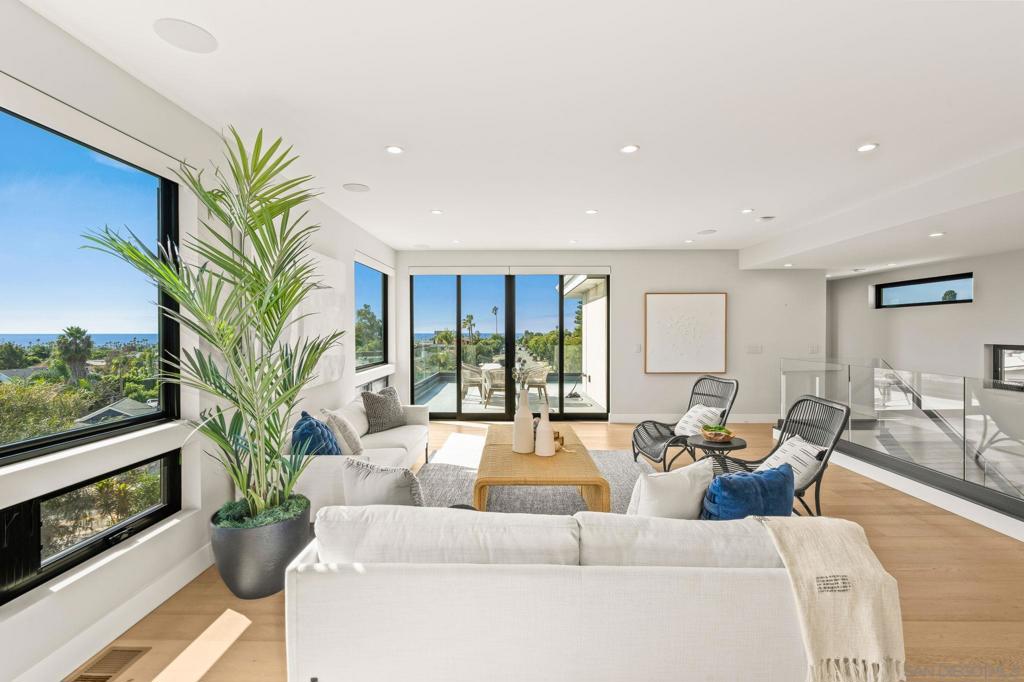 Pacific Beach - Residential