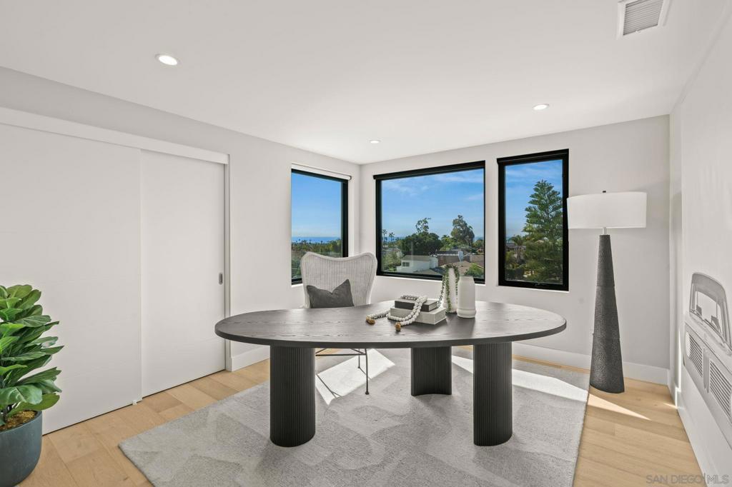 Pacific Beach - Residential