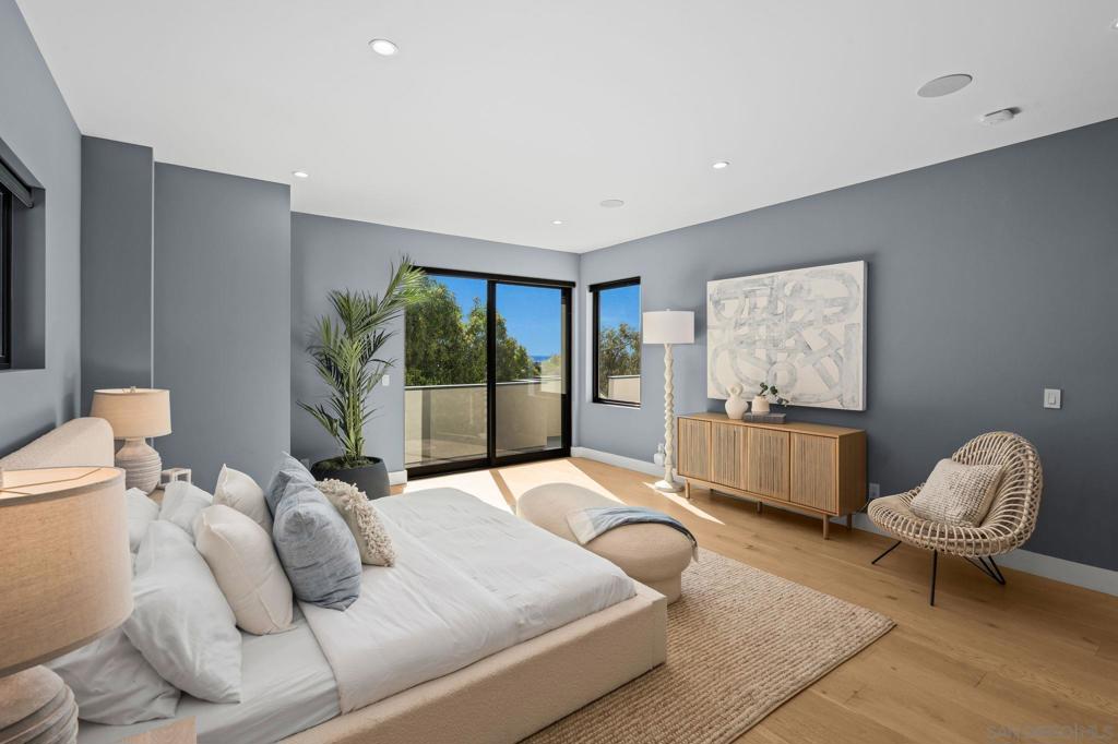 Pacific Beach - Residential