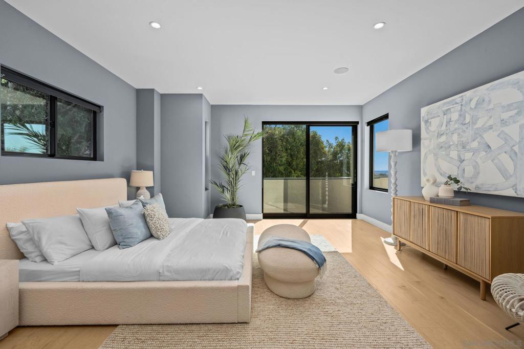 Pacific Beach - Residential