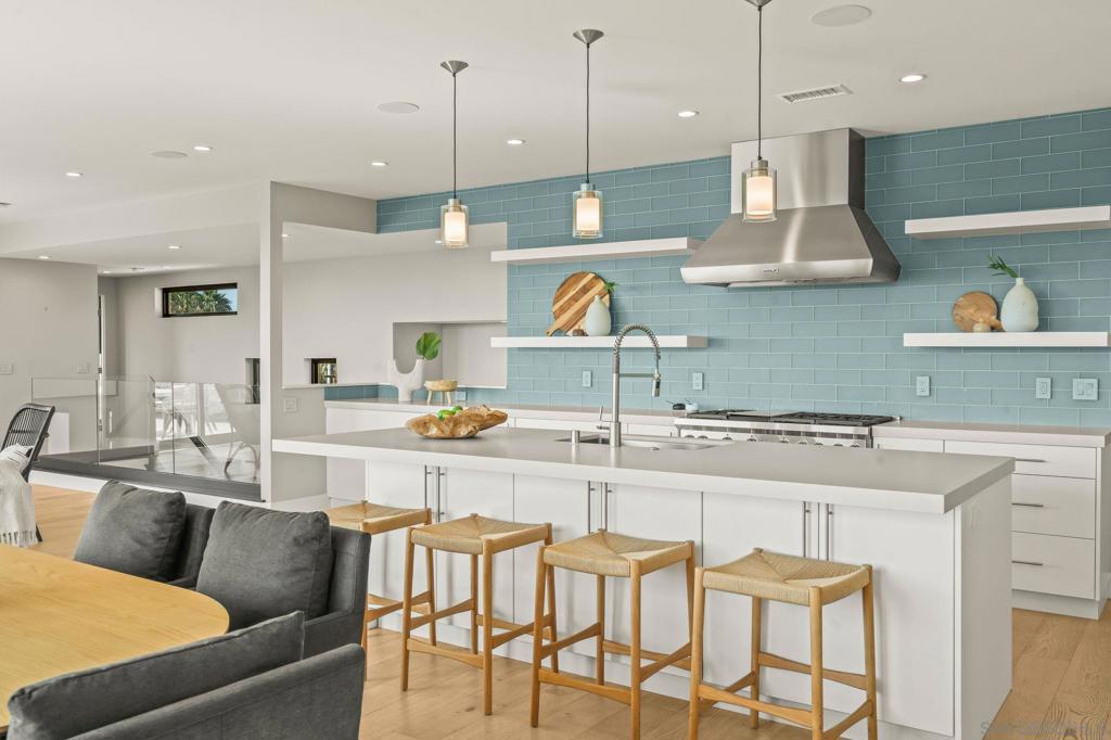 Pacific Beach - Residential