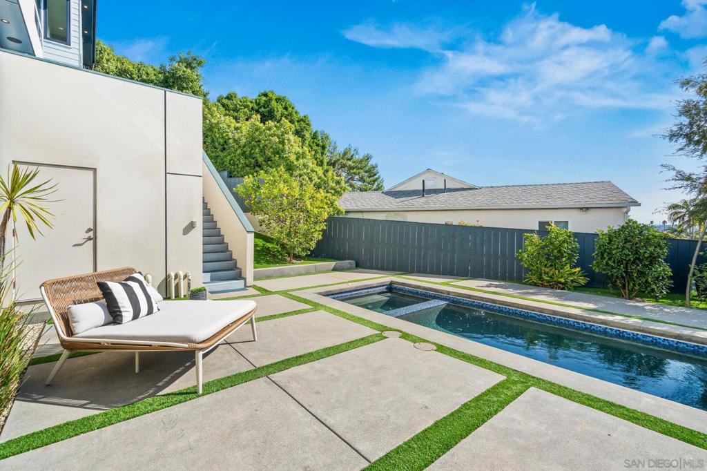 Pacific Beach - Residential