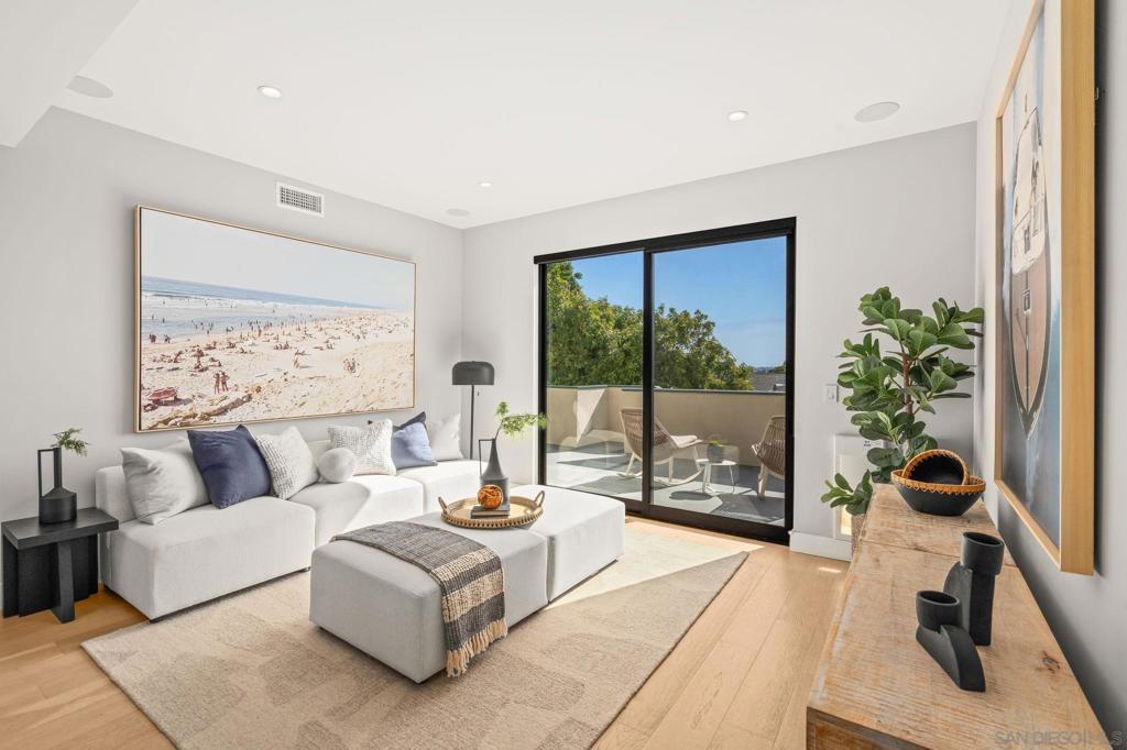 Pacific Beach - Residential