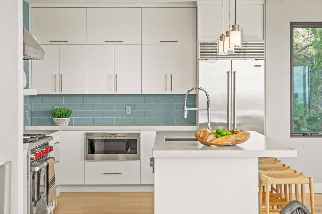 Pacific Beach - Residential