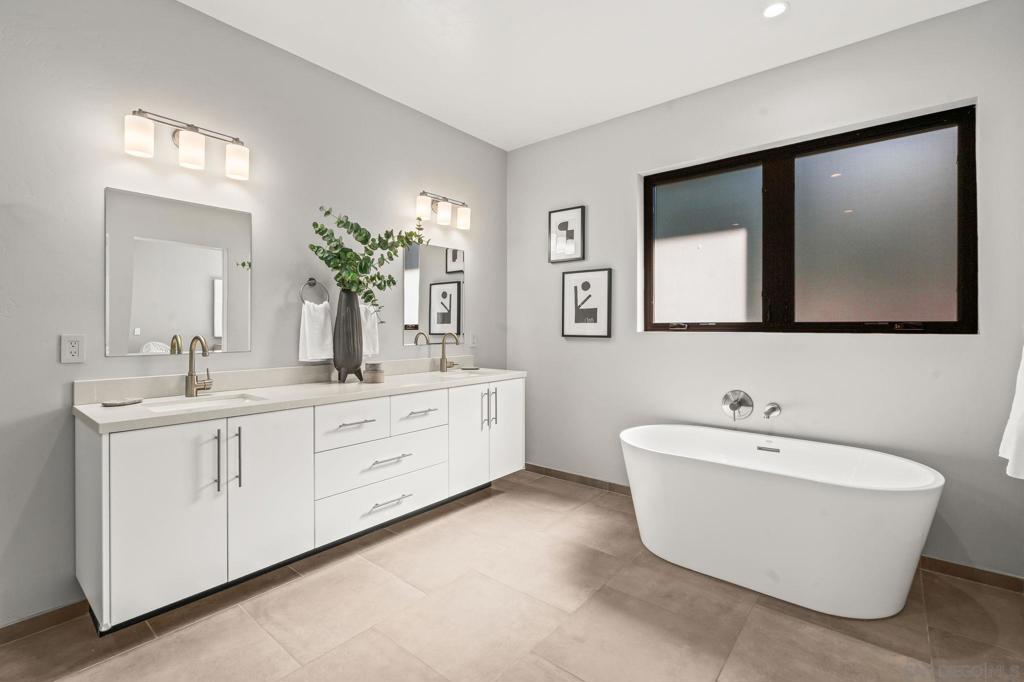 Pacific Beach - Residential