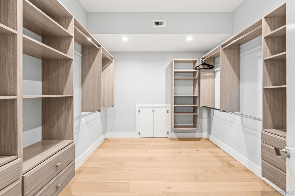 Pacific Beach - Residential