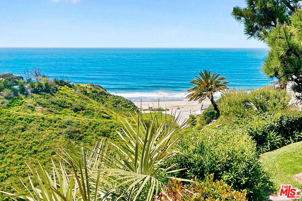 Photo of 6817 Seawatch Lane, Malibu, CA 90265 (MLS # 25601027)