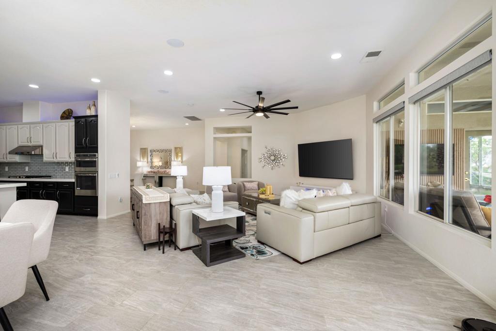 Heritage Palms CC - Residential