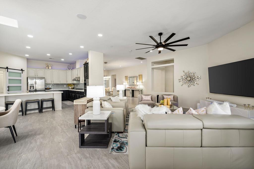 Heritage Palms CC - Residential