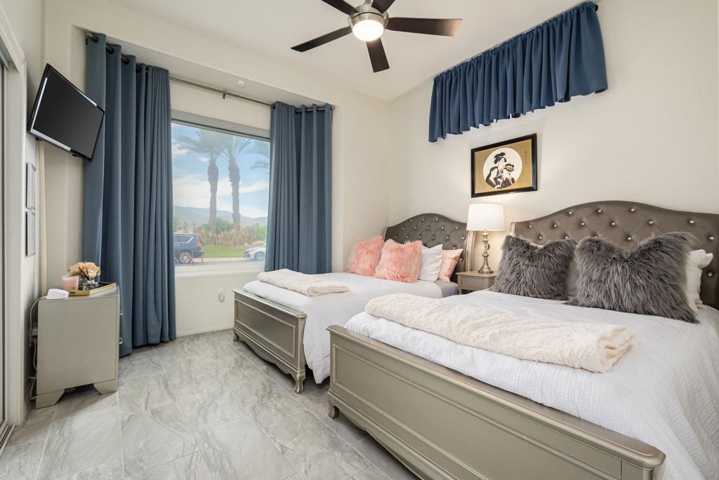 Heritage Palms CC - Residential