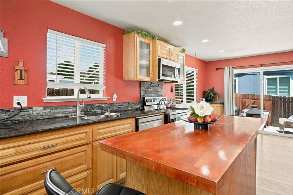200 Island View Drive
