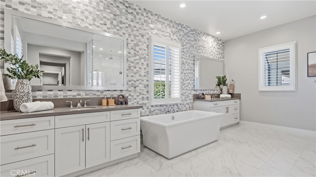 117 Interstellar, Irvine CA 92618 - Photo 39
