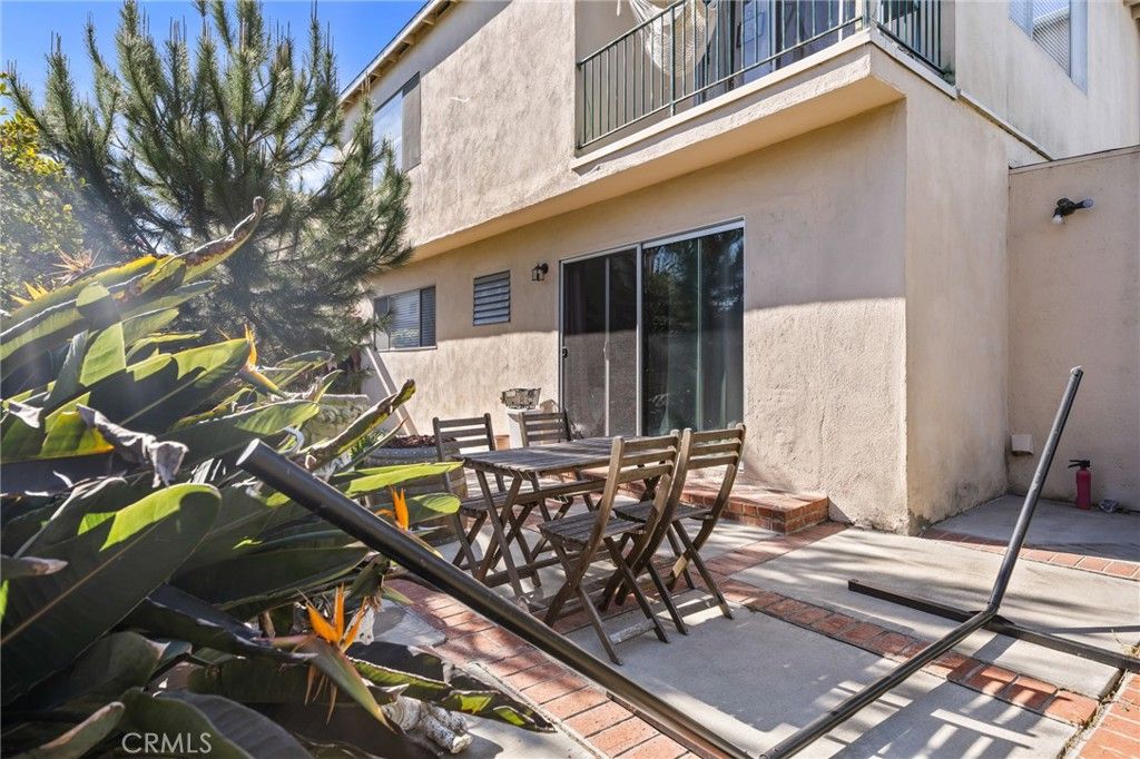 Photo of 3017 4th St, Santa Monica, CA 90405 (MLS # SB26062867)