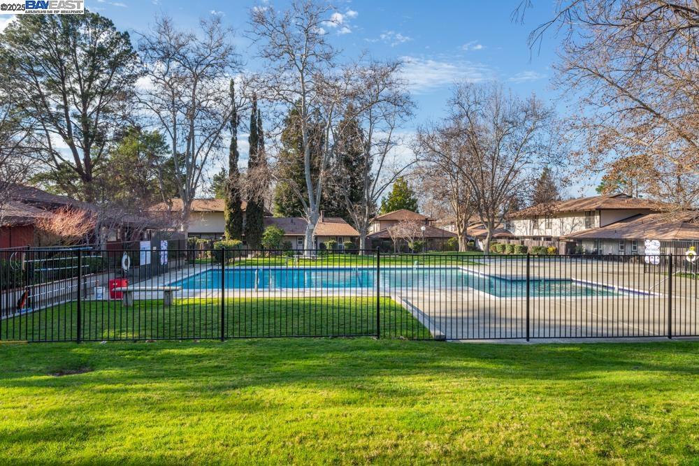 ROUNDTREE - Residential