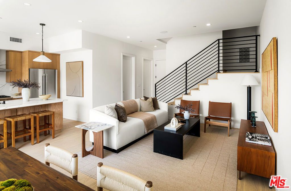 Photo of 4168 Mildred Avenue, Culver City, CA 90066 (MLS # 25563079)