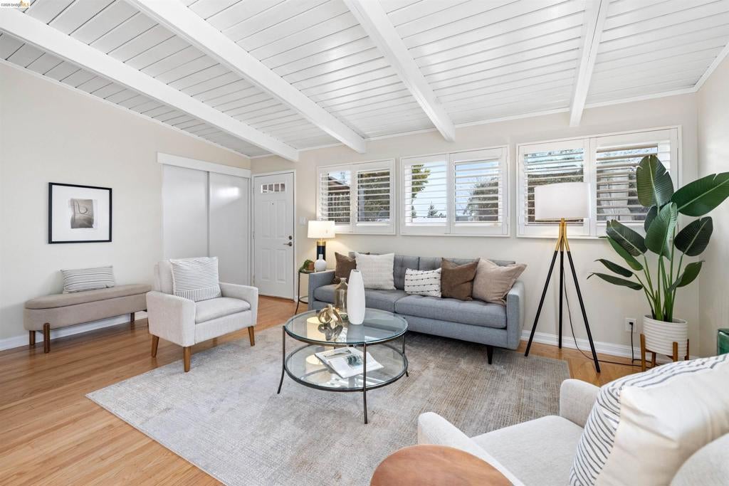 7408 Park Vista