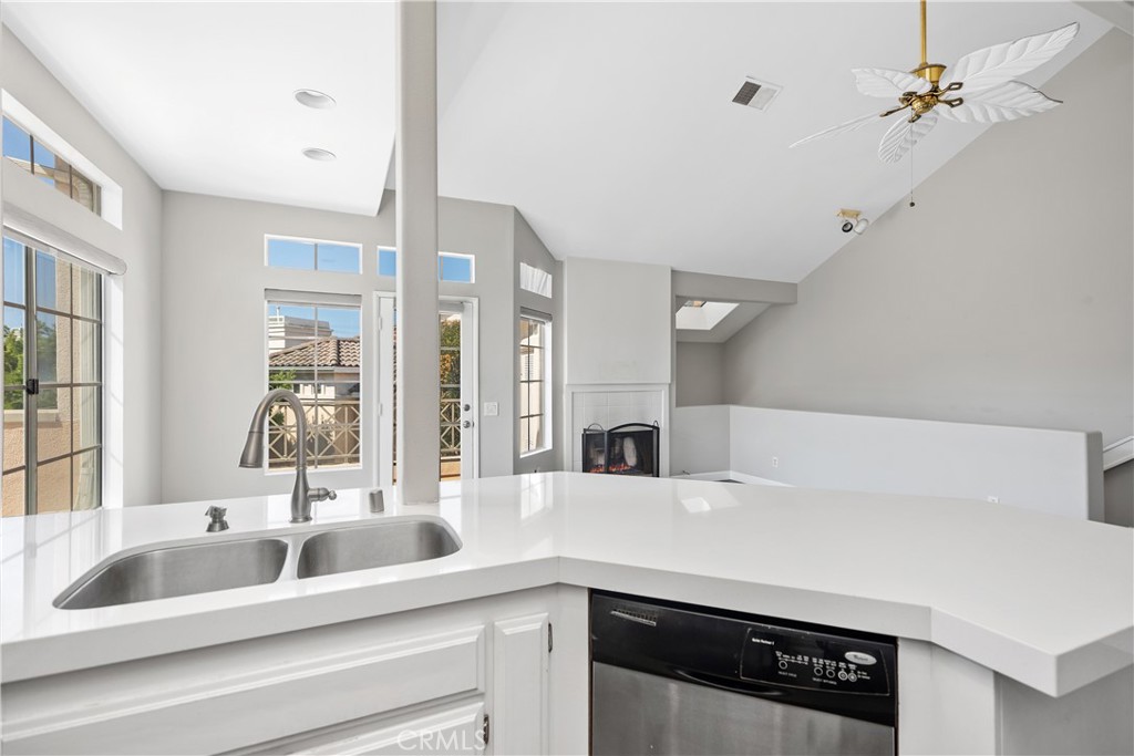 Breakers (BB) (BBB) - Residential