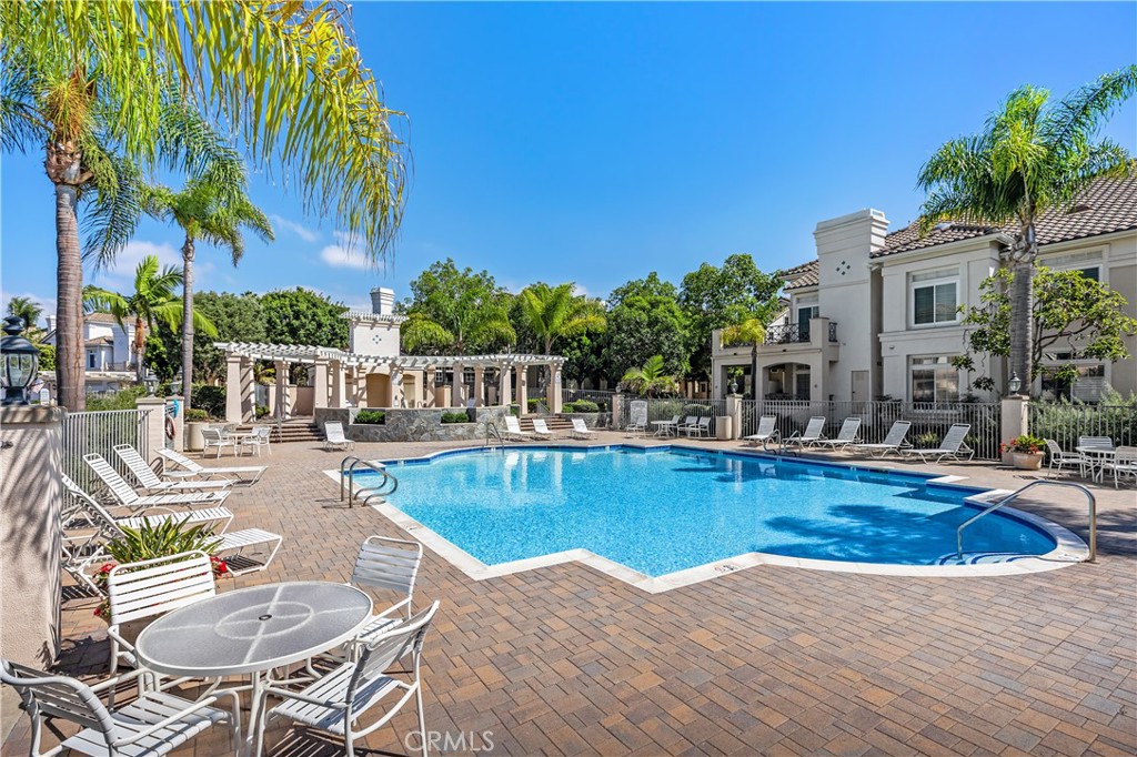 Breakers (BB) (BBB) - Residential