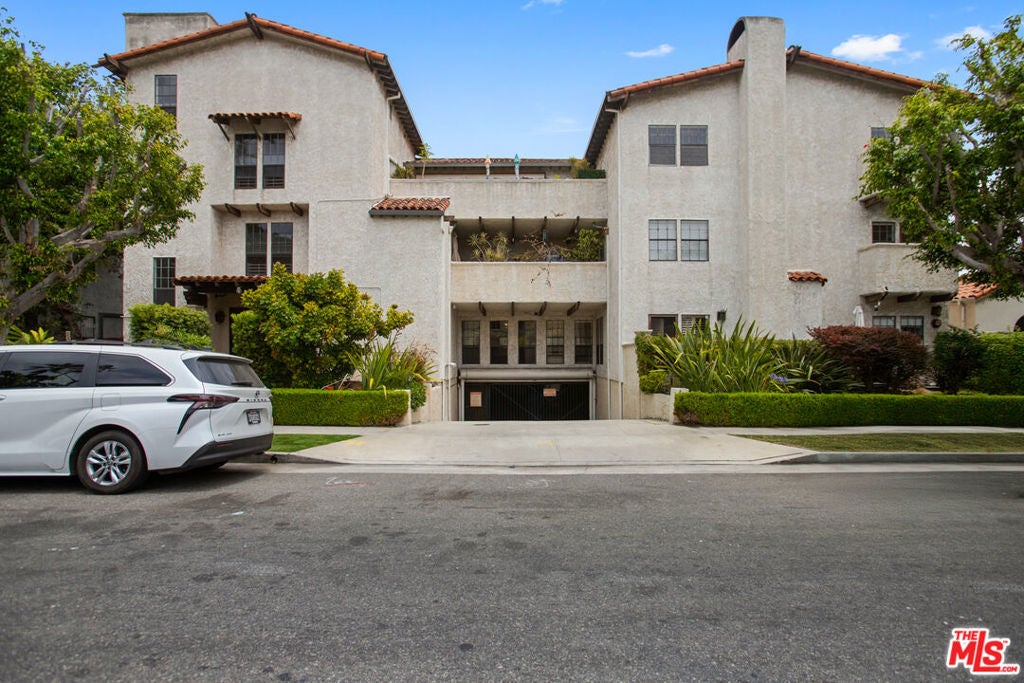 1110 S Shenandoah Street
