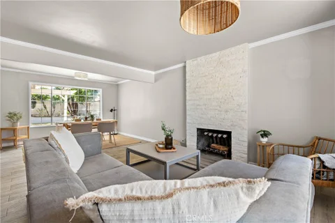 MLS: OC26213450