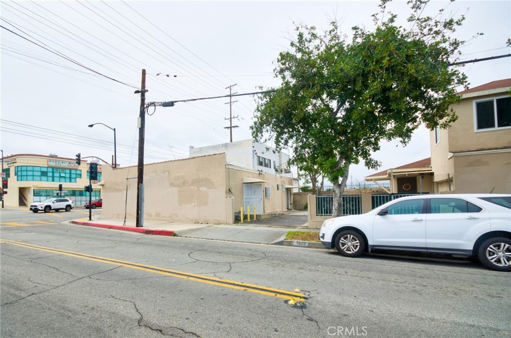 3200 Del Mar Avenue