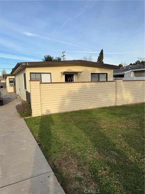 Photo of 382 Rochester Street, Costa Mesa, CA 92627 (MLS # NP26009050)