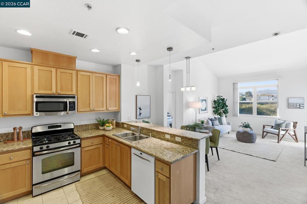 1488 El Camino Real P5