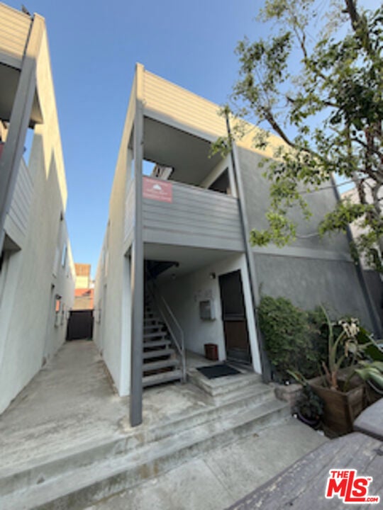 36 Horizon Avenue