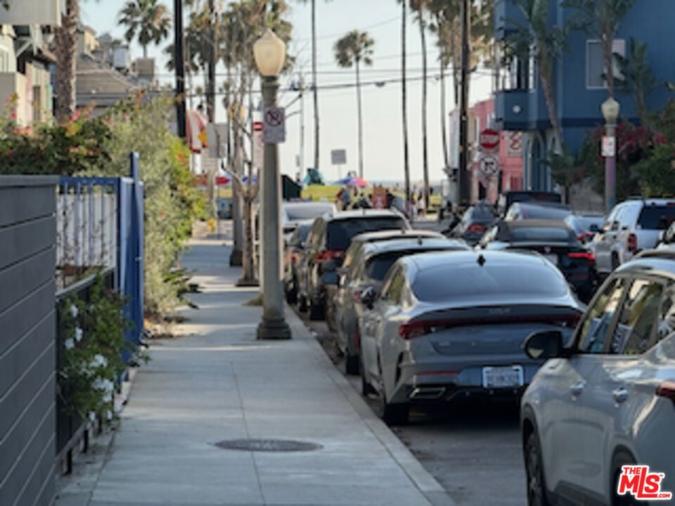36 Horizon Avenue