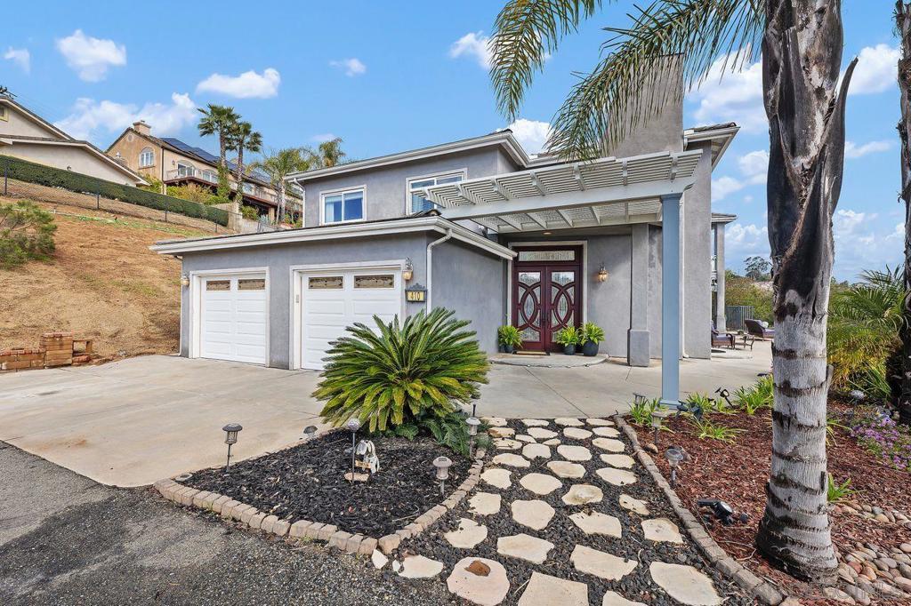 410 412 WOODLAND LN