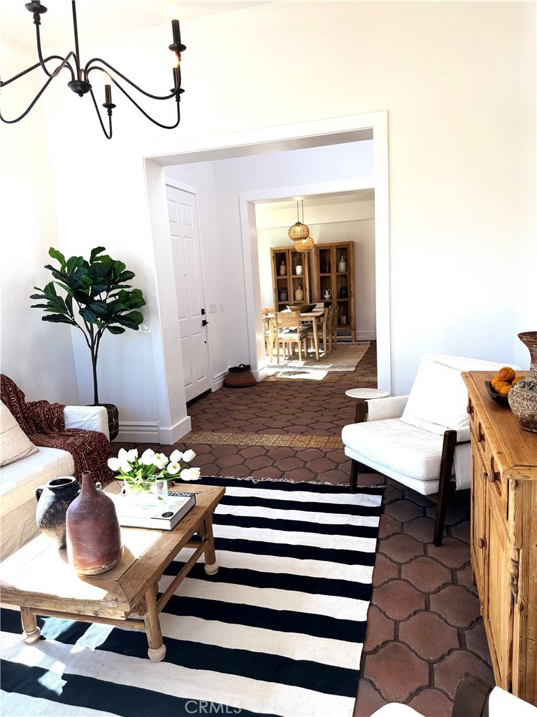 24395 Las Palmas Street