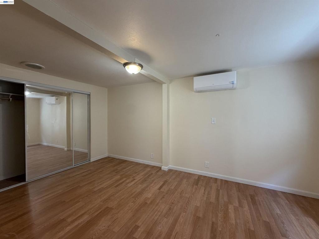 372 6TH Ave