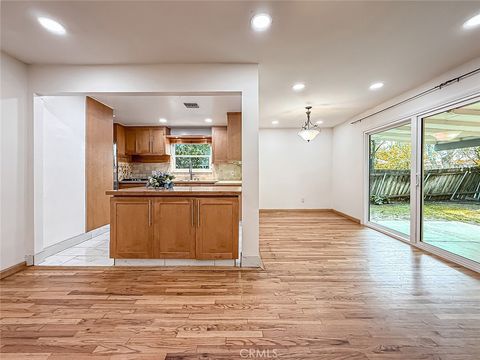 Tiny photo for 6565 Vicky Avenue, West Hills, CA 91307 (MLS # SR26042387)