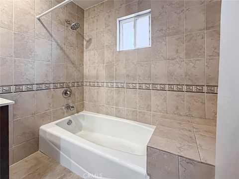 Tiny photo for 6565 Vicky Avenue, West Hills, CA 91307 (MLS # SR26042387)