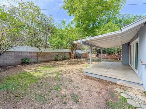 Tiny photo for 6565 Vicky Avenue, West Hills, CA 91307 (MLS # SR26042387)