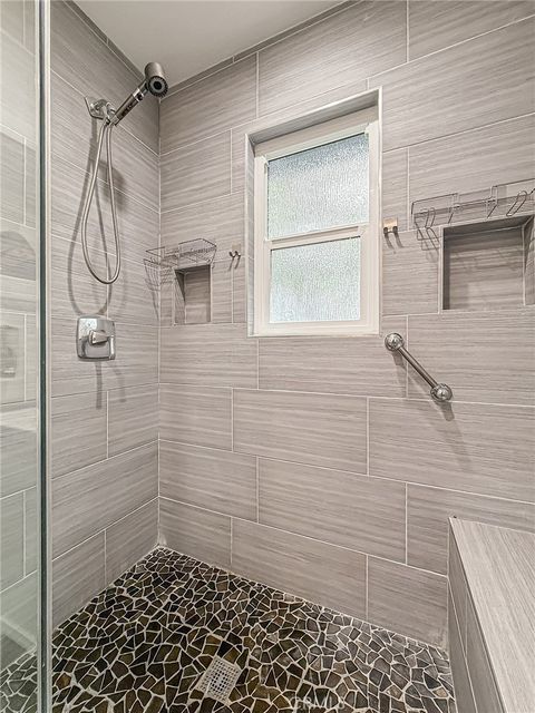 Tiny photo for 6565 Vicky Avenue, West Hills, CA 91307 (MLS # SR26042387)