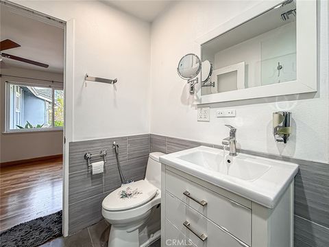 Tiny photo for 6565 Vicky Avenue, West Hills, CA 91307 (MLS # SR26042387)