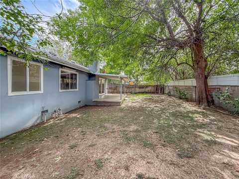 Tiny photo for 6565 Vicky Avenue, West Hills, CA 91307 (MLS # SR26042387)