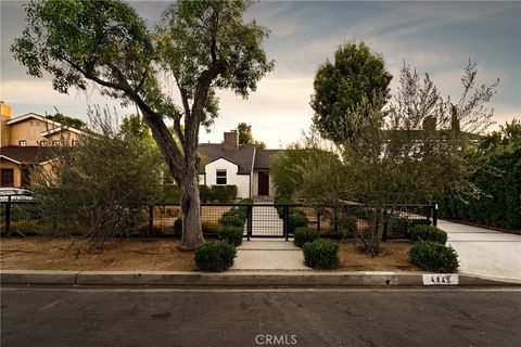Photo of 4845 Matilija AVE, Sherman Oaks, CA 91423 (MLS # SR26116284)